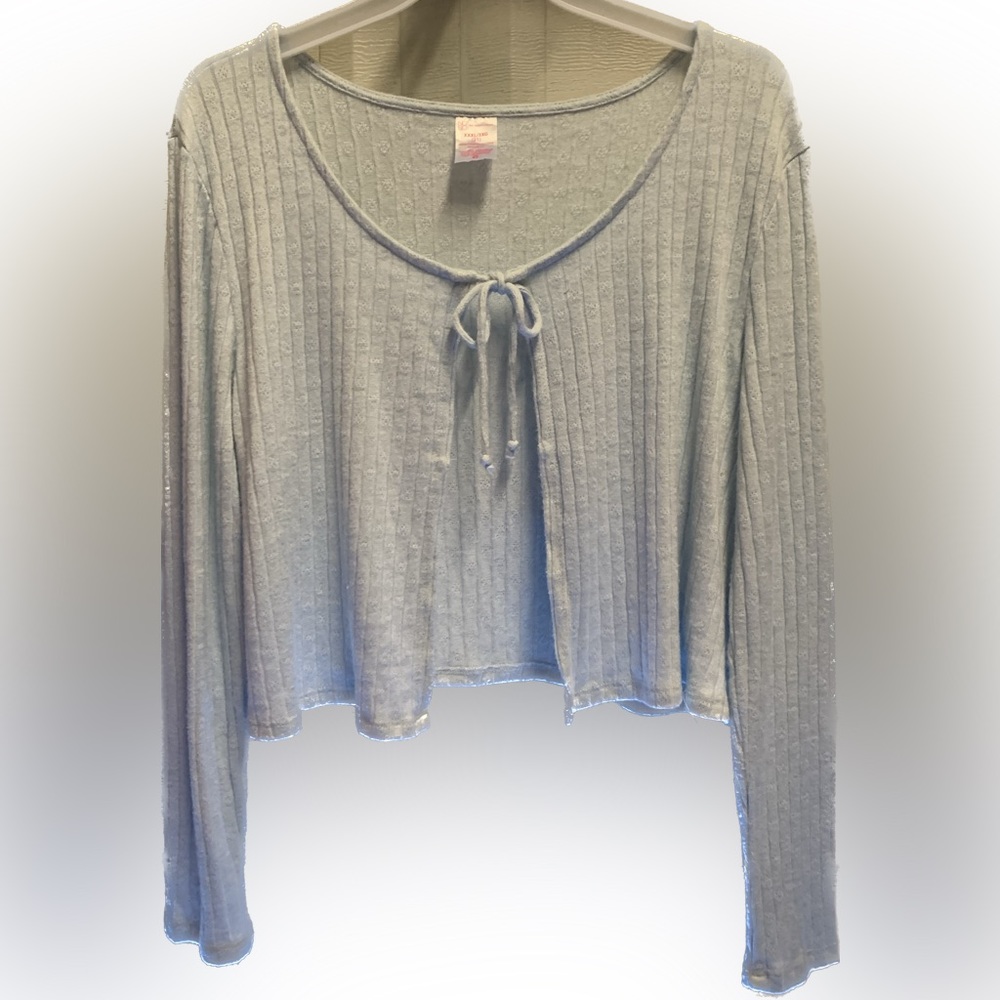 Tie Front Cardigan Lightweight Sweater Beautiful Baby Blue Color! size XXXL/3X